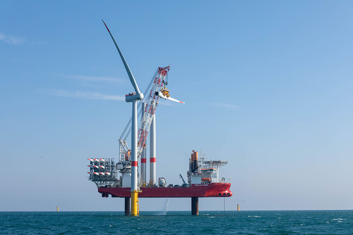 EOLIENNES EN MER
