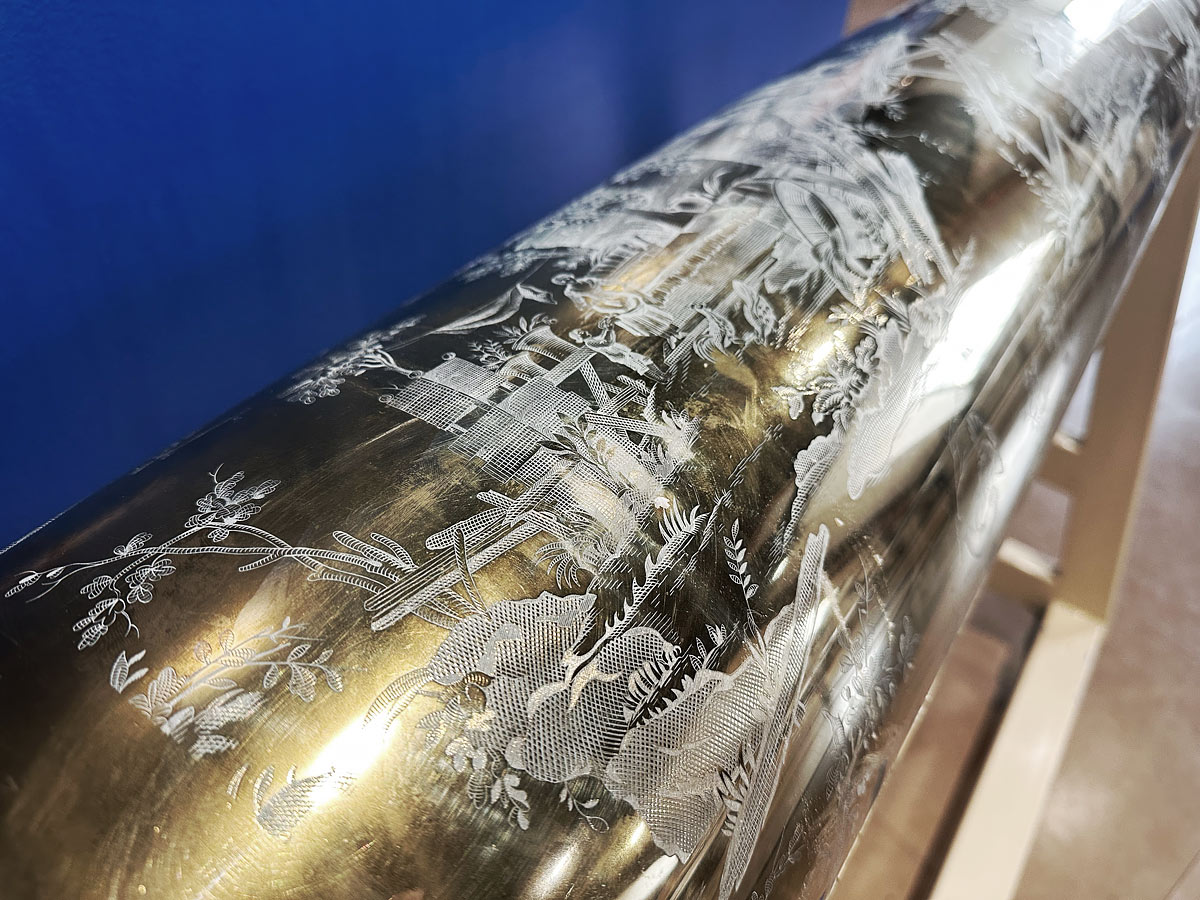 DU DESSIN AU TEXTILE